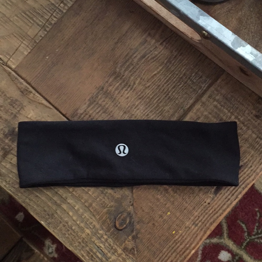 Black lulu headband great condition